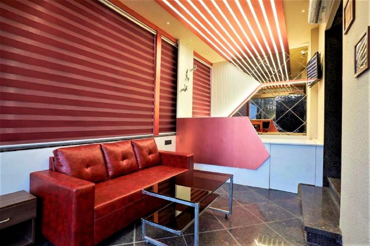 Hotel Rose Gold 아마드나가르 외부 사진